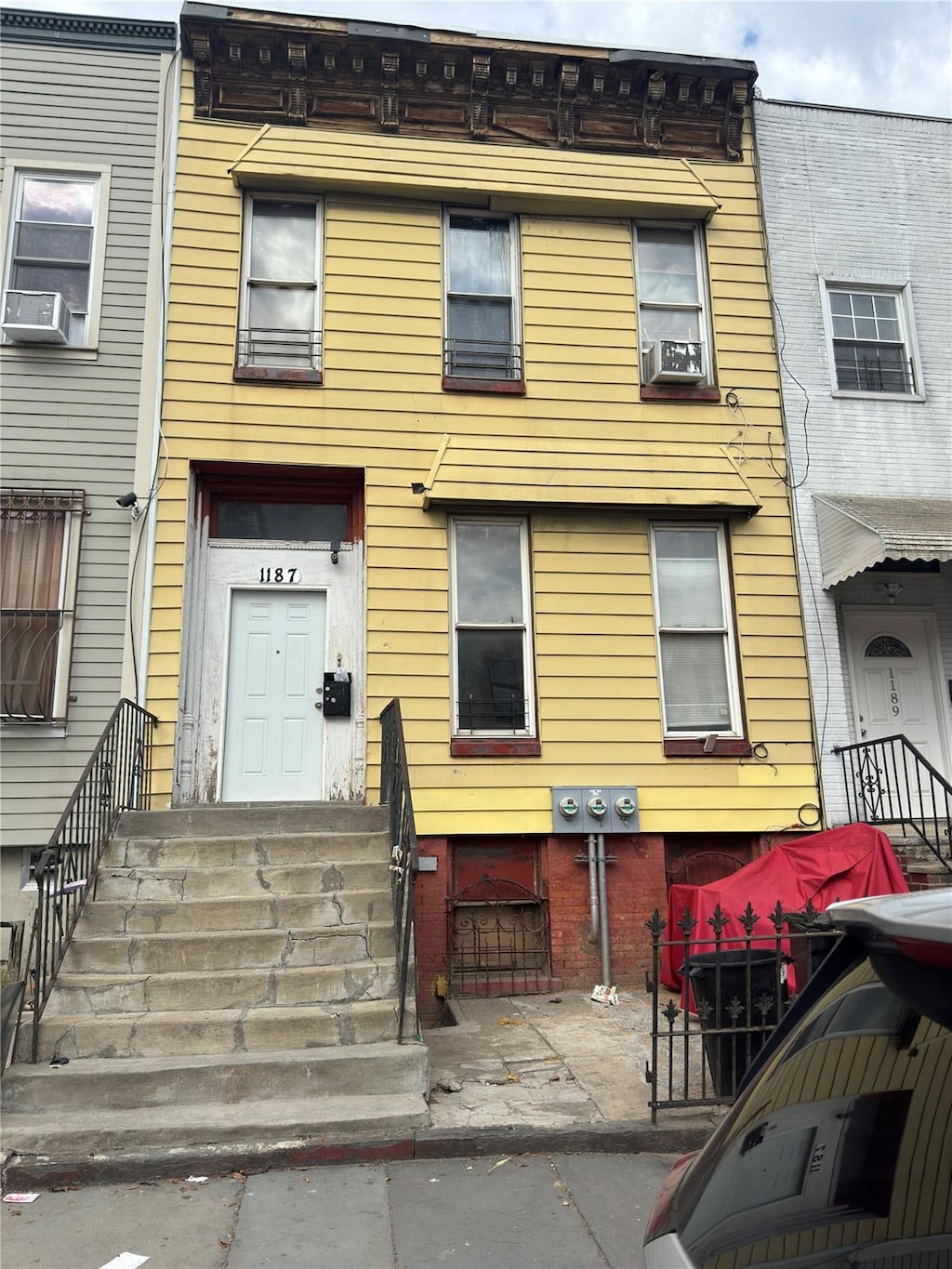 view of townhome / multi-family property