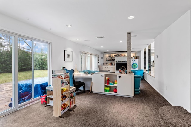 rec room featuring carpet flooring, recessed lighting, and visible vents