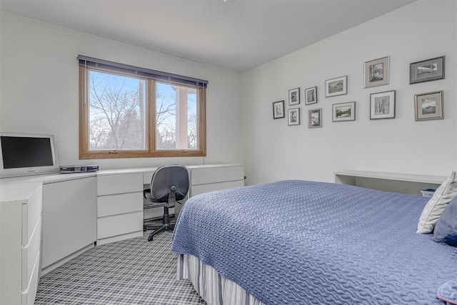 bedroom with carpet