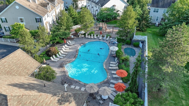 birds eye view of property featuring a residential view