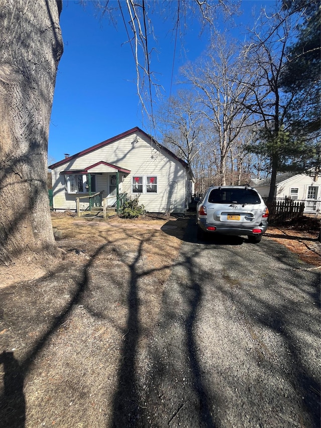 view of home's exterior