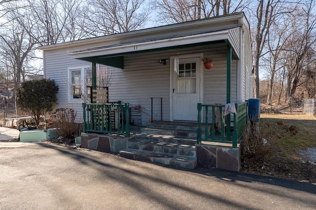 view of front of house with a porch