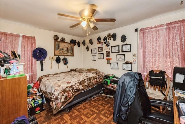 bedroom featuring a ceiling fan