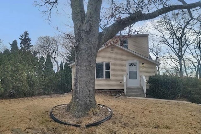 view of front of house with entry steps