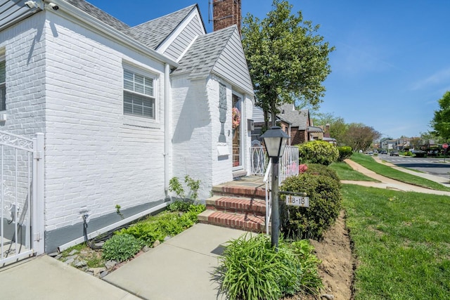 118-18 230th St, Cambria Heights, NY 11411 - photo 3