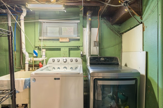 118-18 230th St, Cambria Heights, NY 11411 - photo 26