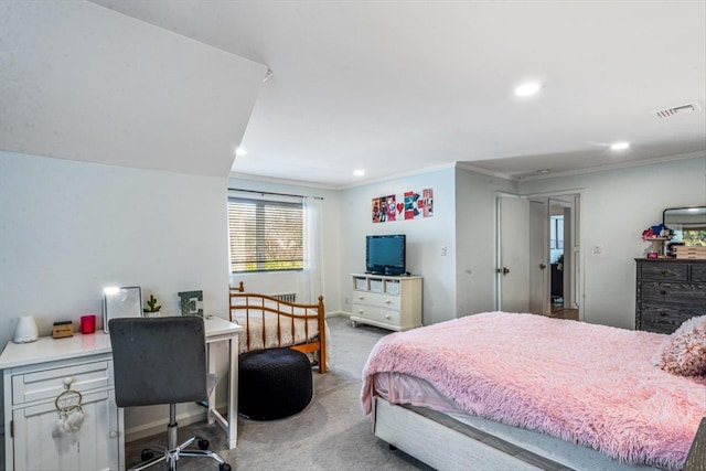 bedroom with visible vents, baseboards, light colored carpet, ornamental molding, and recessed lighting