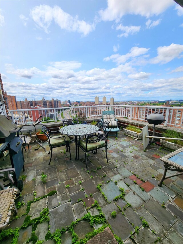 10740 Queens Blvd Pha, Pha, Forest Hills, NY 11375 - view of patio / terrace with a city view
