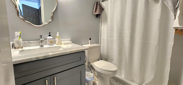 164 Lake Shore Dr E, Rock Hill, NY 12775 - full bath featuring vanity and curtained shower