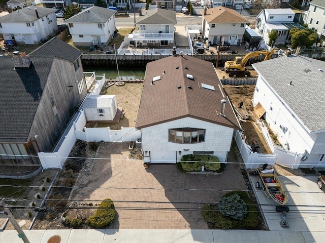 birds eye view of property featuring a residential view