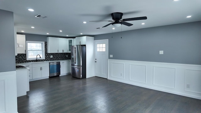 12 Meridian Rd, Levittown, NY 11756 - kitchen featuring visible vents, a sink, stainless steel fridge, dishwasher, and ceiling fan