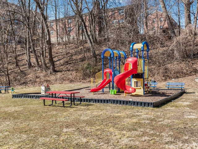 community play area with a yard