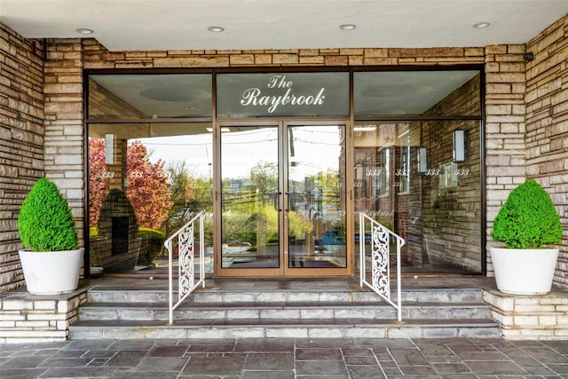 333 Bronx River Rd Unit 123, Yonkers, NY 10704 - property entrance featuring french doors
