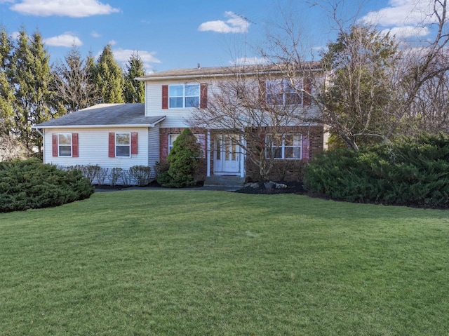 view of front of house with a front lawn