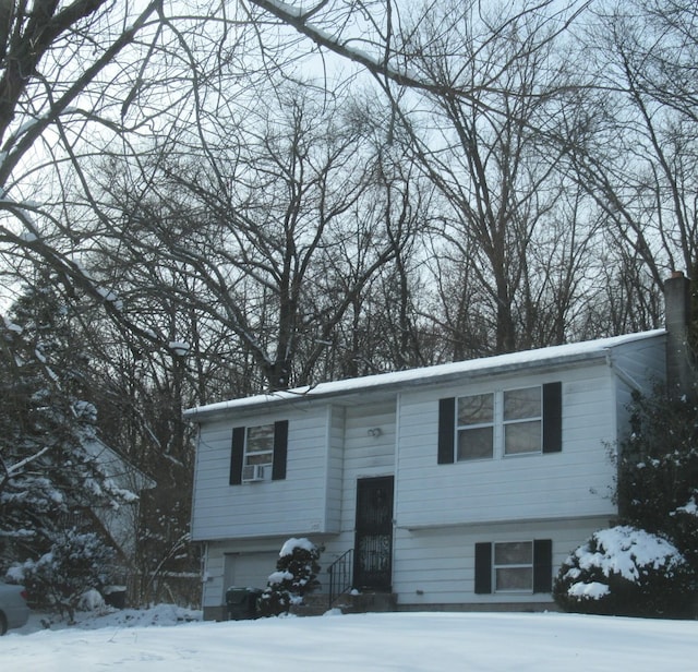 view of front of property with an attached garage