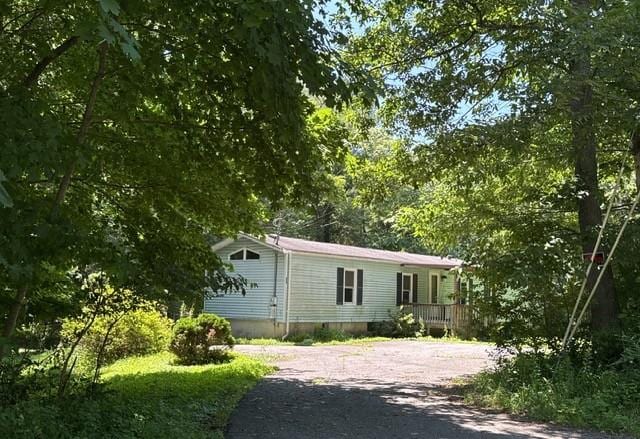 40 Darraugh Ln, Sparrowbush, NY 12780 - photo 1