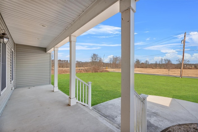 view of patio / terrace with covered porch