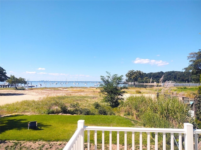 view of yard featuring a water view