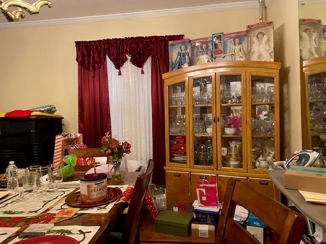 dining room with ornamental molding