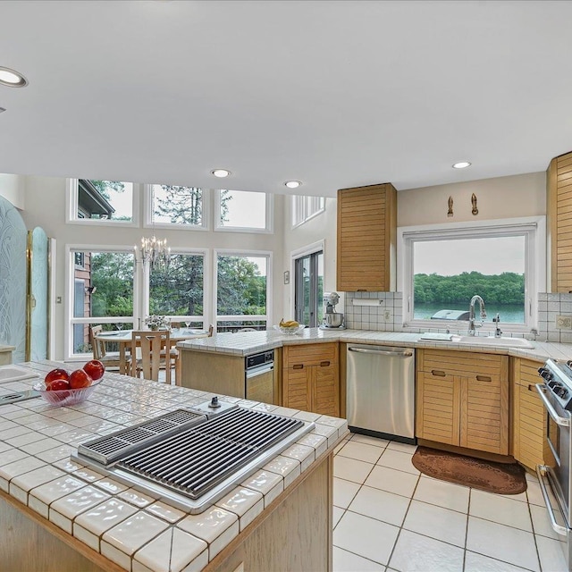 8 Fieldstone Ct, New City, NY 10956 - photo 18