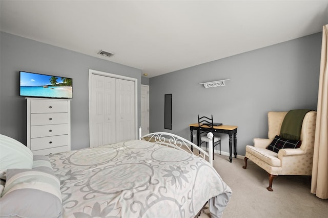 33 Sutherland Dr, Highland Mills, NY 10930 - carpeted bedroom with a closet and baseboards