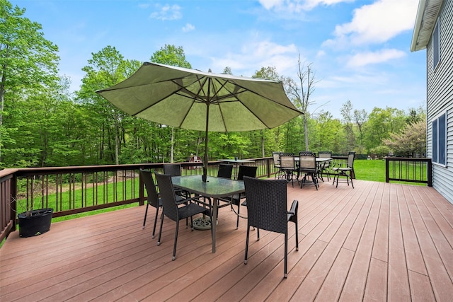 33 Sutherland Dr, Highland Mills, NY 10930 - wooden terrace featuring outdoor dining space
