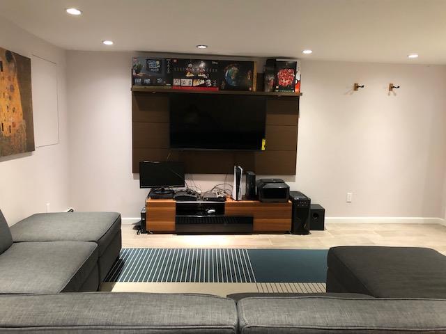 12-31 Robin Ln Unit 52L, Bayside, NY 11360 - living area featuring recessed lighting and baseboards