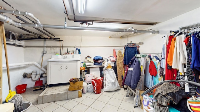 32-25 30th St, Long Island City, NY 11106 - view of garage