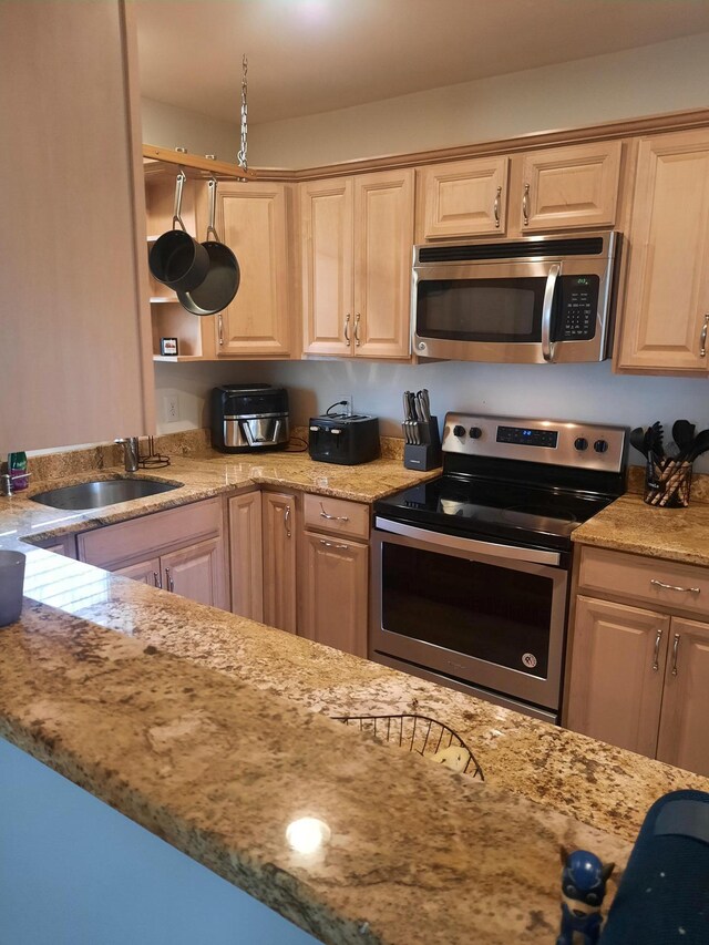 14 Sterling Pl, Greenwood Lake, NY 10925 - photo 17