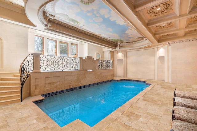 186 Kings Point Rd, Great Neck, NY 11024 - view of indoor pool