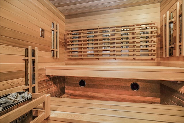 view of sauna / steam room