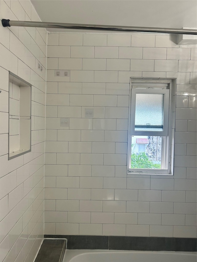 3317 Hone Ave, Bronx, NY 10469 - view of full bath