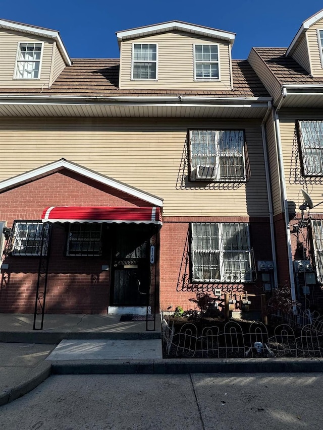 1184 Vyse Ave, Bronx, NY 10459 - photo 1