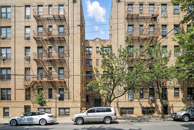 829 Adee Ave Unit 5N, Bronx, NY 10467 - photo 1