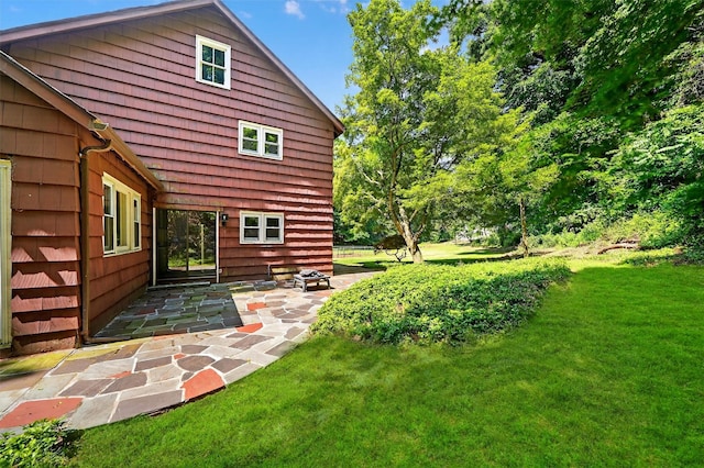 285 Grand St, Croton-On-Hudson, NY 10520 - view of green lawn with a patio area