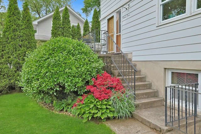 24 Burnsdale Ave, Valhalla, NY 10595 - property entrance featuring a lawn