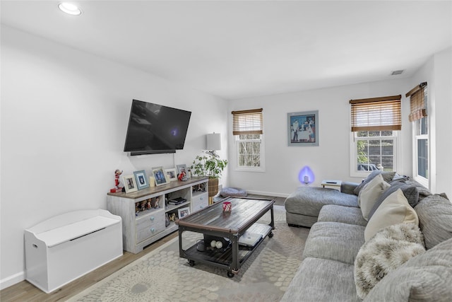 14 Victorian Ct, Huntington, NY 11743 - photo 2