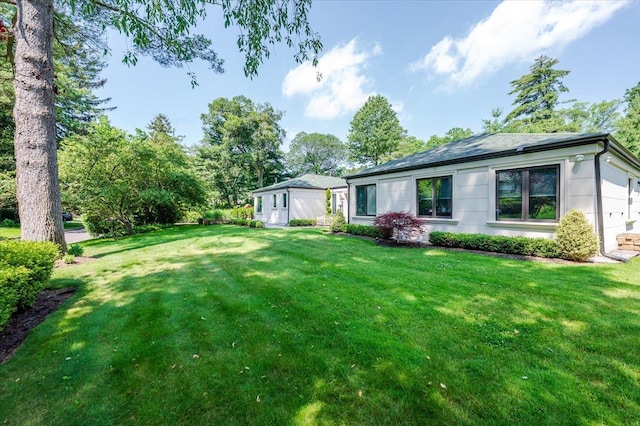 39 N Clover Dr, Great Neck, NY 11021 - photo 37