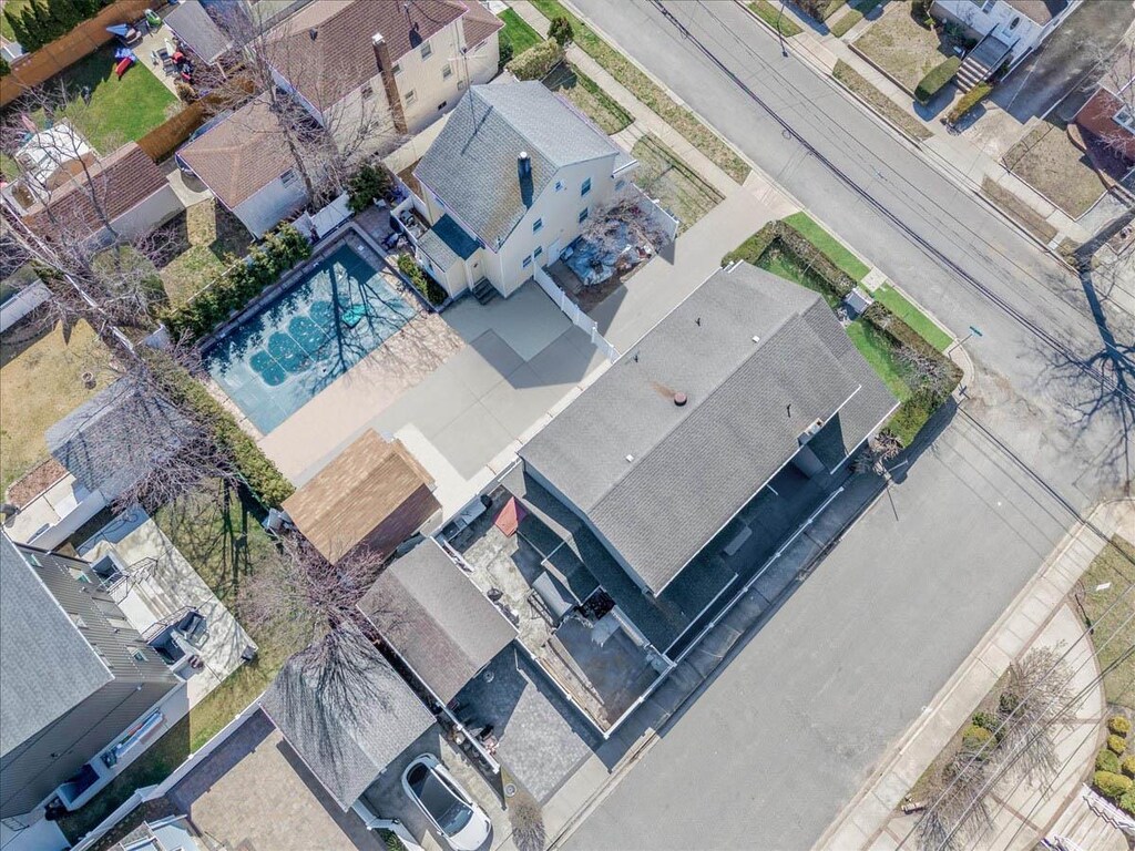 356 Franklin Ave, Hewlett, NY 11557 - drone / aerial view