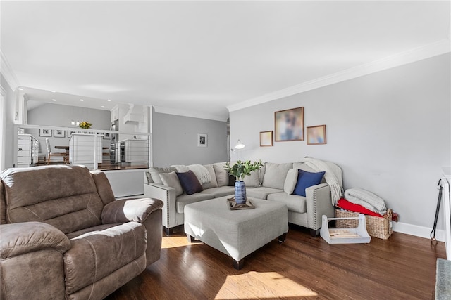 living area featuring dark wood-style flooring, recessed lighting, and ornamental molding