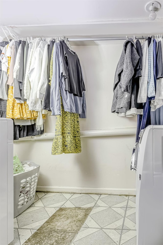 view of spacious closet