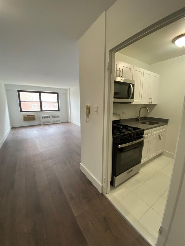 39-60 54th St Unit 4V, Woodside, NY 11377 - photo 2