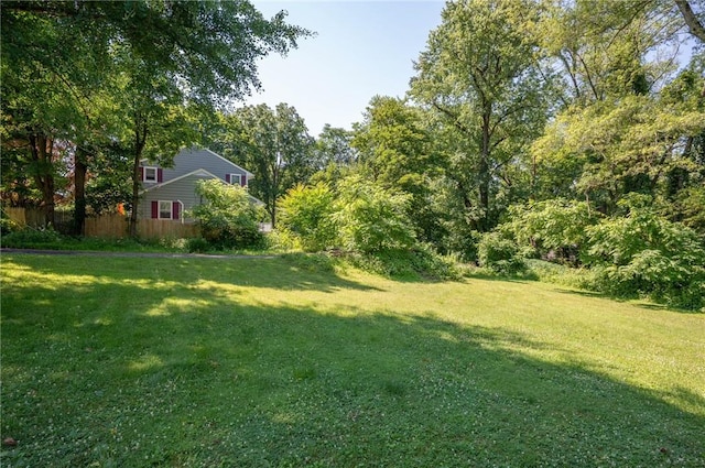 116 Montgomery St, Rhinebeck, NY 12572 - photo 2