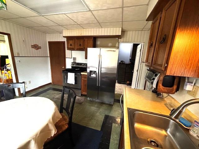 191 Gables Rd, Narrowsburg, NY 12764 - kitchen featuring stainless steel appliances, a sink, and a drop ceiling