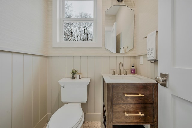 550 Madison Ave, Greenport, NY 11944 - half bath featuring vanity and toilet