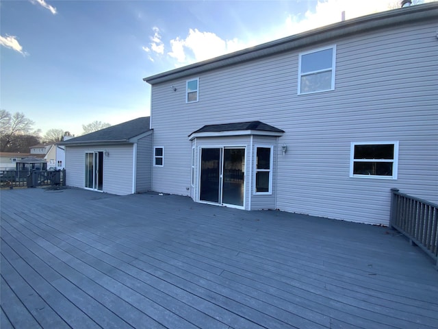 283 Blue Point Rd, Farmingville, NY 11738 - photo 25