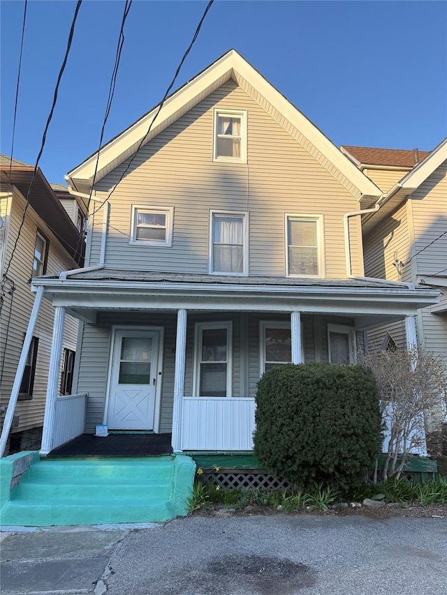 39 Rathbun Ave, White Plains, NY 10606 - view of front facade with a porch
