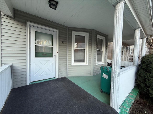 39 Rathbun Ave, White Plains, NY 10606 - entrance to property with a porch