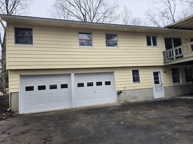 51 Glenerie Ln, Saugerties, NY 12477 - garage with asphalt driveway