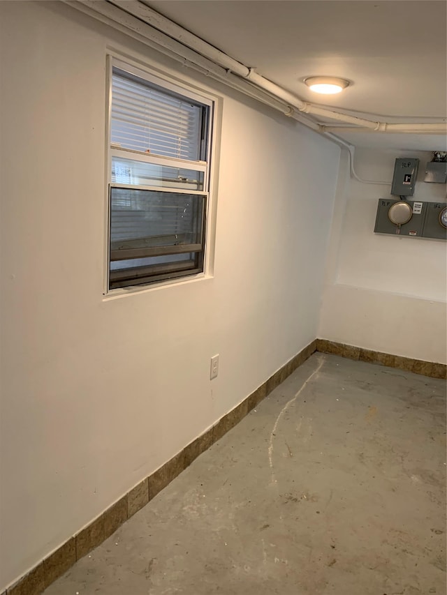 2263 Ryer Ave, Bronx, NY 10457 - below grade area with baseboards